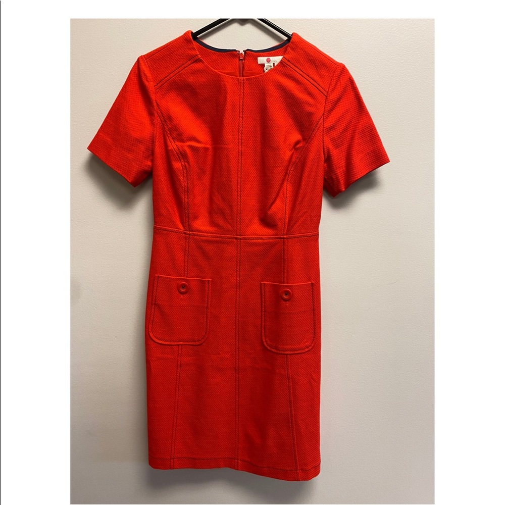 Women’s dress